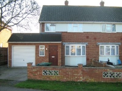 modern house in Stanwell Moor