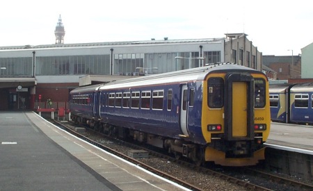 156459 at Blackpool North, 25.September.2004