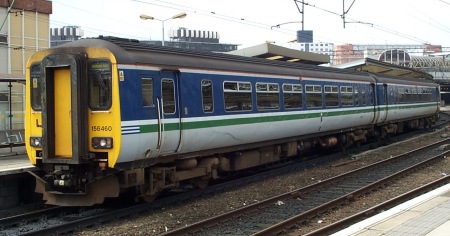 RRNW 156.440 at Manchester Piccadilly 17.April.2004