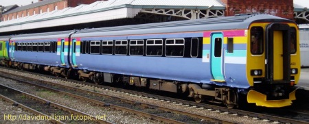 156422, one livery at Nottingham. 14.Mar.05