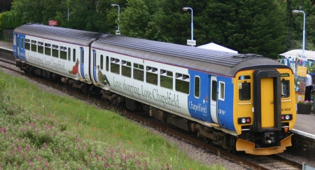 156402 'Chapelfields livery' at West Runton, 30.June.07