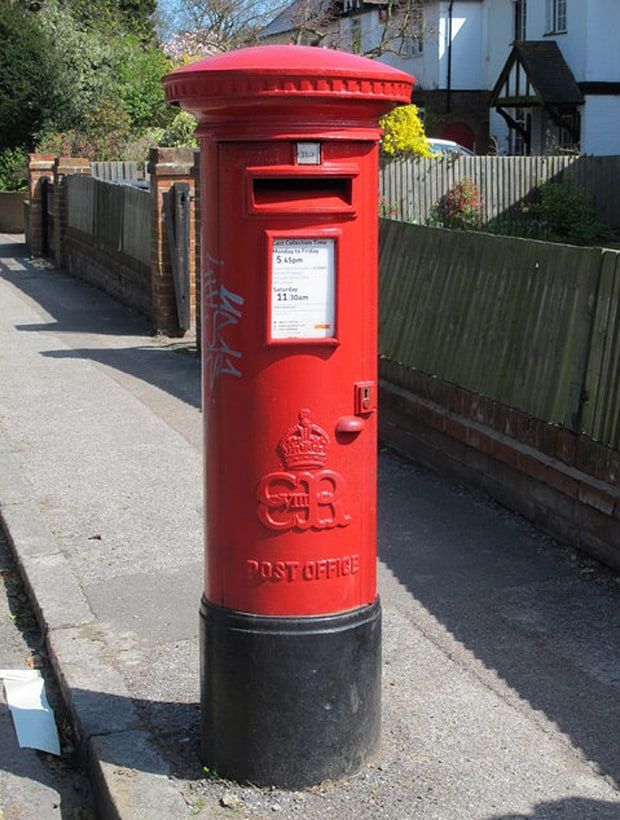 Photo of red pillarbox