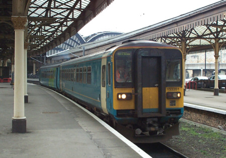 Hybrid 57351+57489 at York 03 March 2004