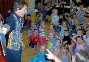 entertaining children at a wedding