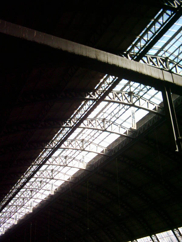 photograph of Amsterdam station