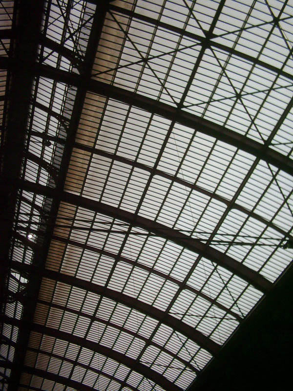 photograph of Antwerpen station