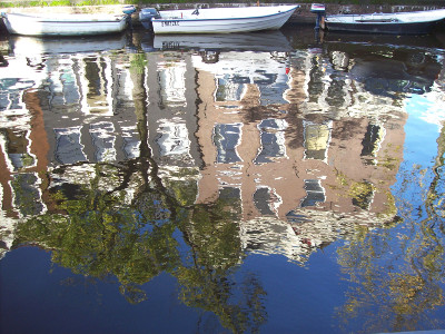 photograph of water in Amsterdam