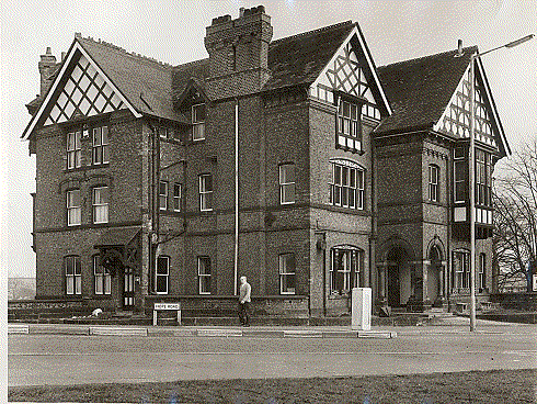 Brooklands Hotel 1972